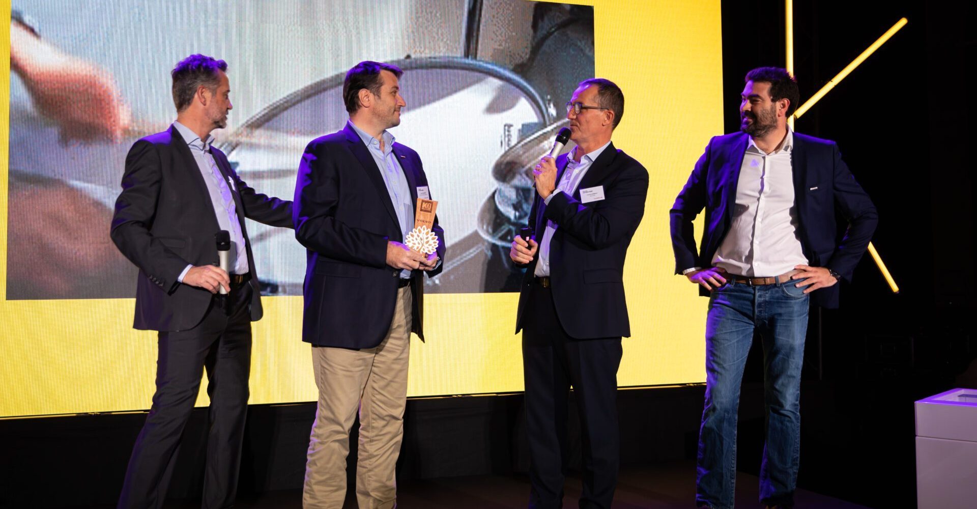 Trophée environnement des fabricants de matériels : Kiloutou récompense Volvo