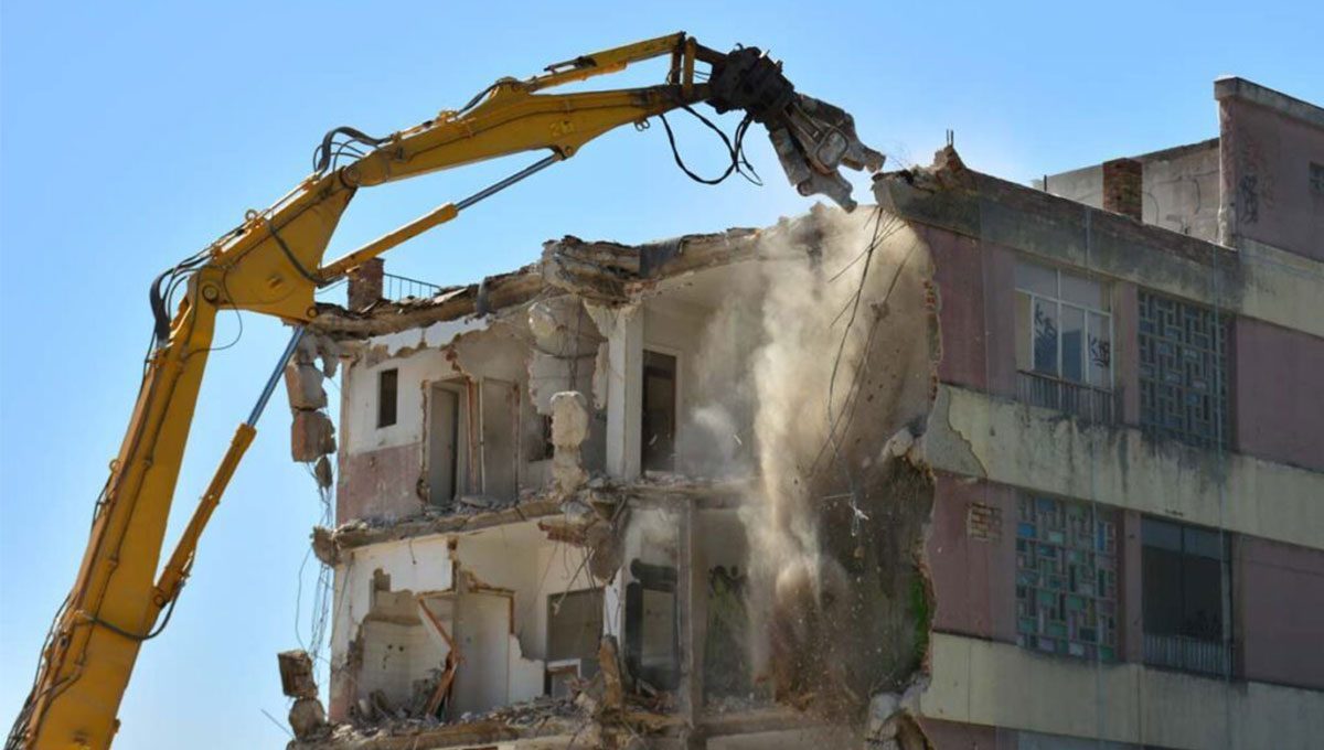 Cómo hacer una demolición sin esfuerzo: La mejor maquinaria