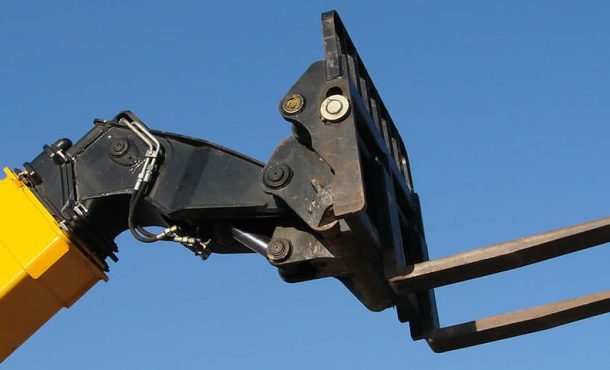 ¿Montacargas telescópico o rotativo?