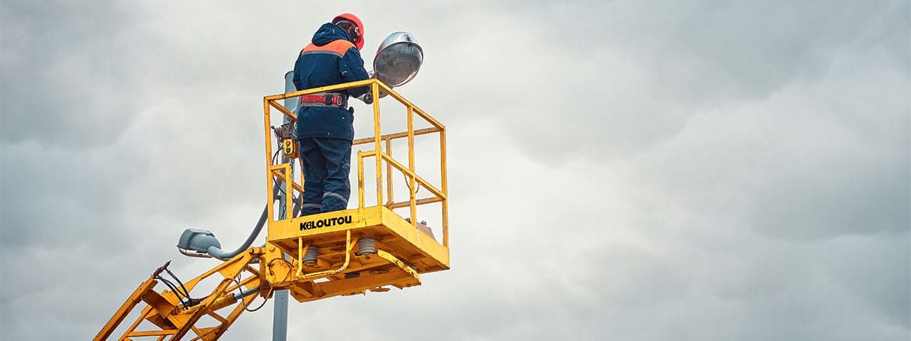 Alquiler de plataforma elevadora: ¿cuál elegir?