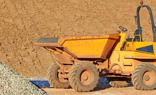 Alquilar un dumper: ¿cómo elegirlo?