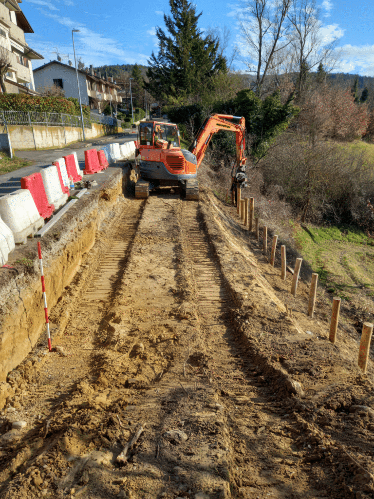 Yanmar ViO80 sulle colline bolognesi