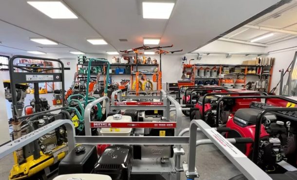 10 categorie di prodotti, 150 metri quadri i negozio, decenni di esperienza: è il noleggio Kiloutou di attrezzature per il cantiere