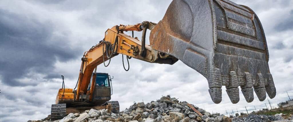 Macchine movimento terra: normativa, rischi e formazione