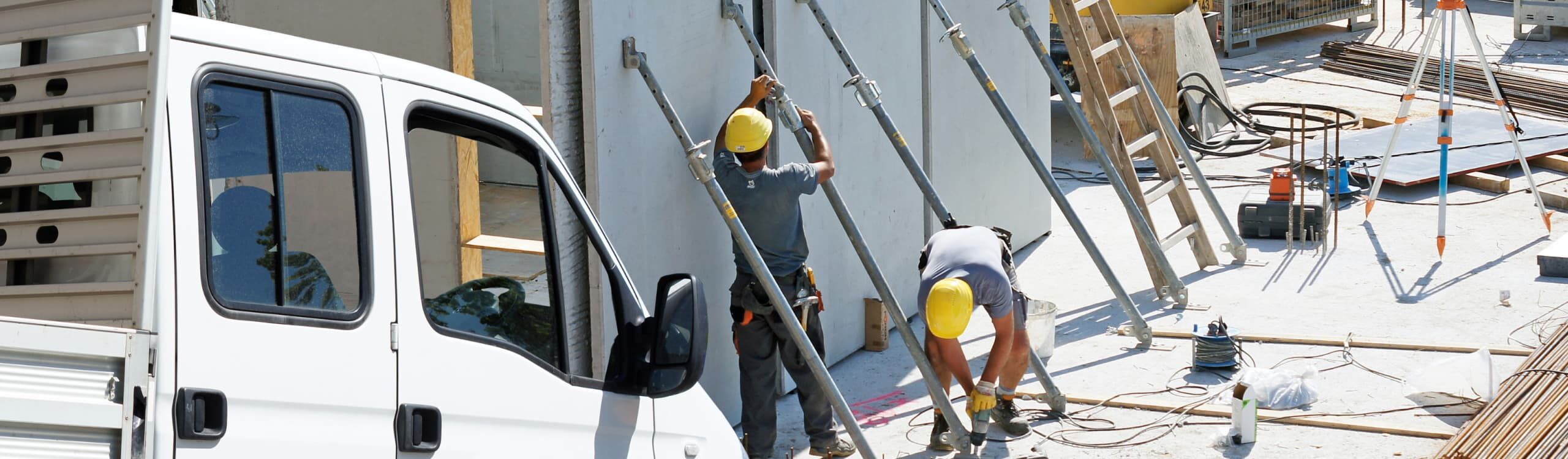 Autocarro con cassone ribaltabile