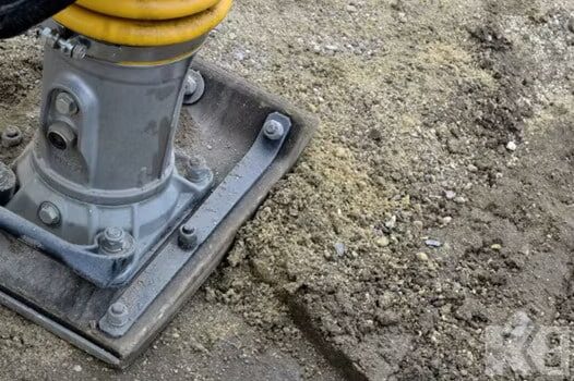 Wynajem ubijaka wibracyjnego: jak wybrać?