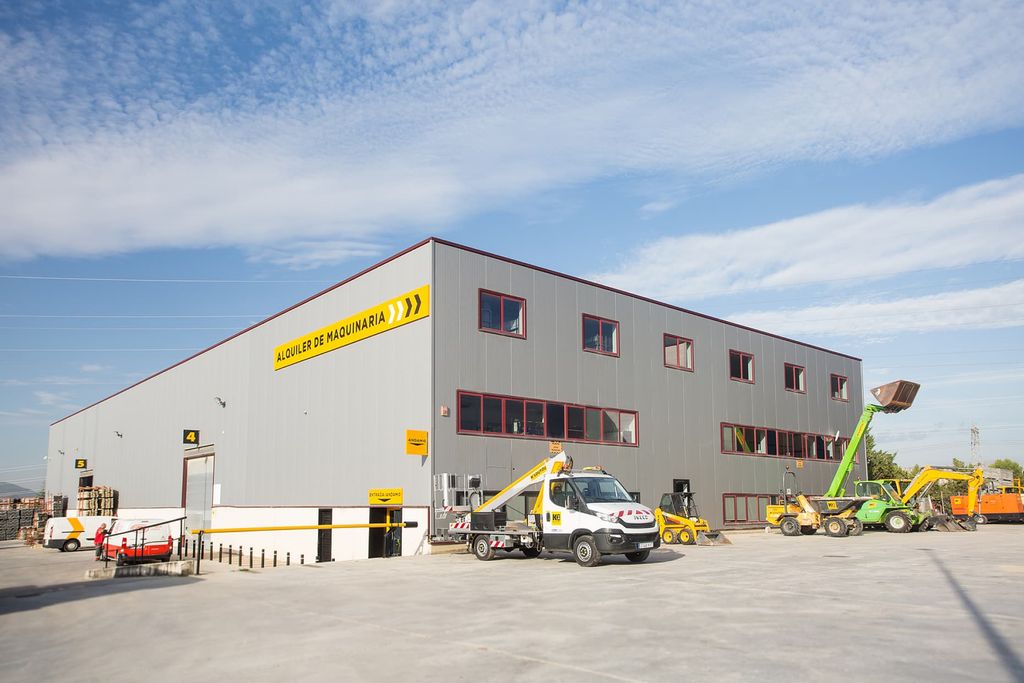 Agencia de alquiler de material de obra Kiloutou en Arazuri Anyen, Navarra